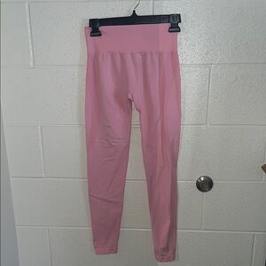 NVGTN Midrise Contour Leggings

 ON SALE DUE TO MOVING